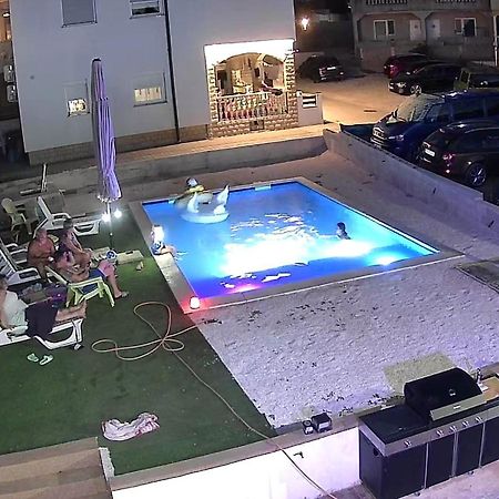 Apartament Elia Vir Zewnętrze zdjęcie