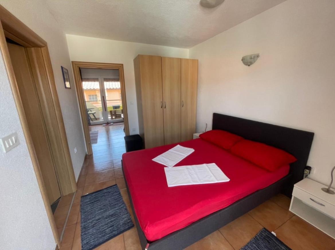 Apartament Elia Vir Zewnętrze zdjęcie